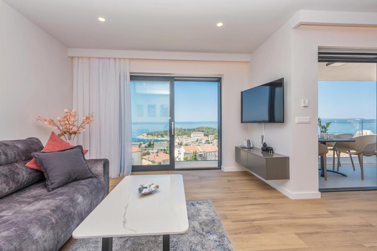 Luxury Adria Sea & City View Apartment Макарска Екстериор снимка