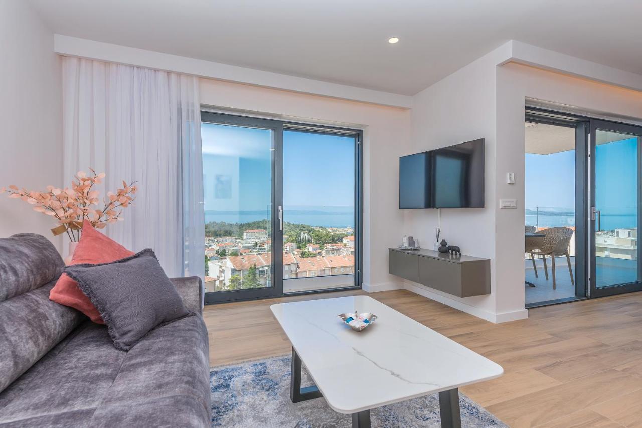 Luxury Adria Sea & City View Apartment Макарска Екстериор снимка