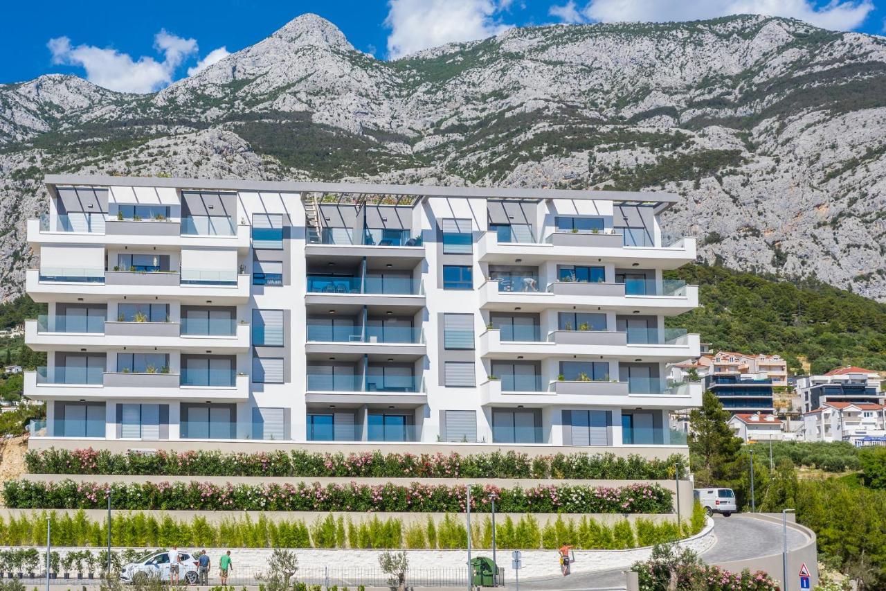 Luxury Adria Sea & City View Apartment Макарска Екстериор снимка